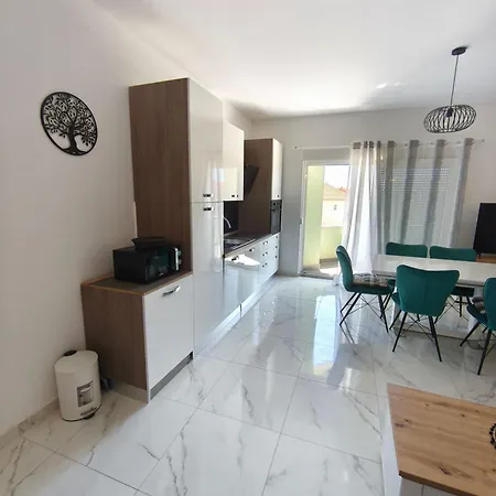 Apartment Madonna 2 Zadar